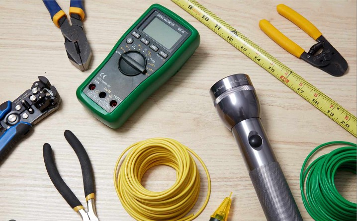 Illustrative electrical maintenance example
